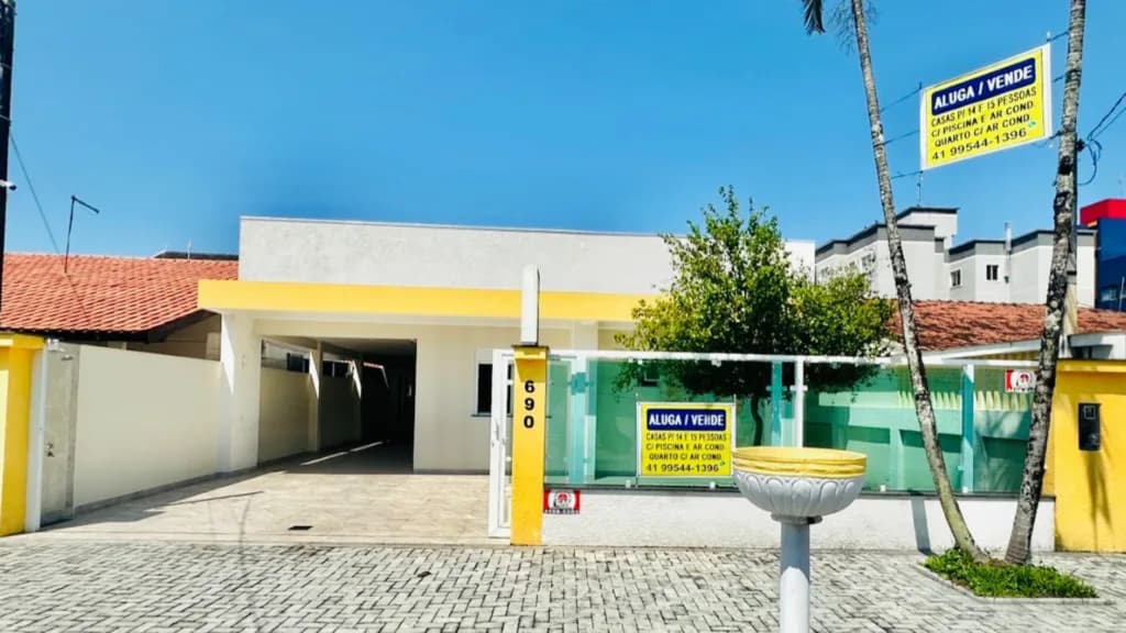 Ilustracao editorial de Atami no litoral do Parana