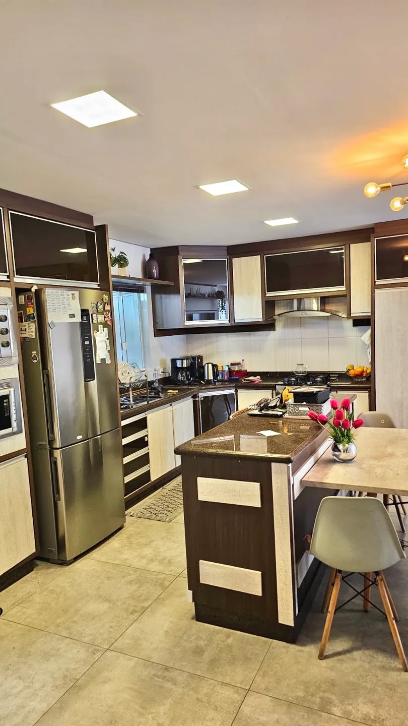 Triplex Alto Padrão em Caiobá